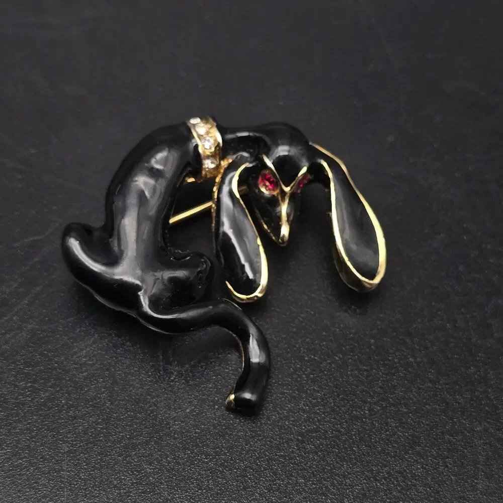 Black Enamel Hound Dog Brooch Rhinestone Accents Vintage Animal Jewelry